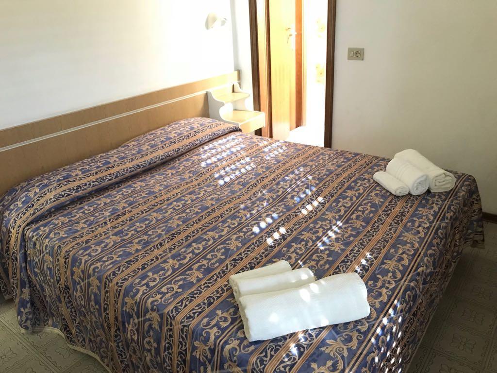 Hotel Alexander San Mauro Mare 外观 照片