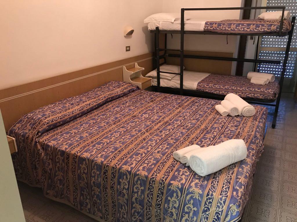 Hotel Alexander San Mauro Mare 外观 照片